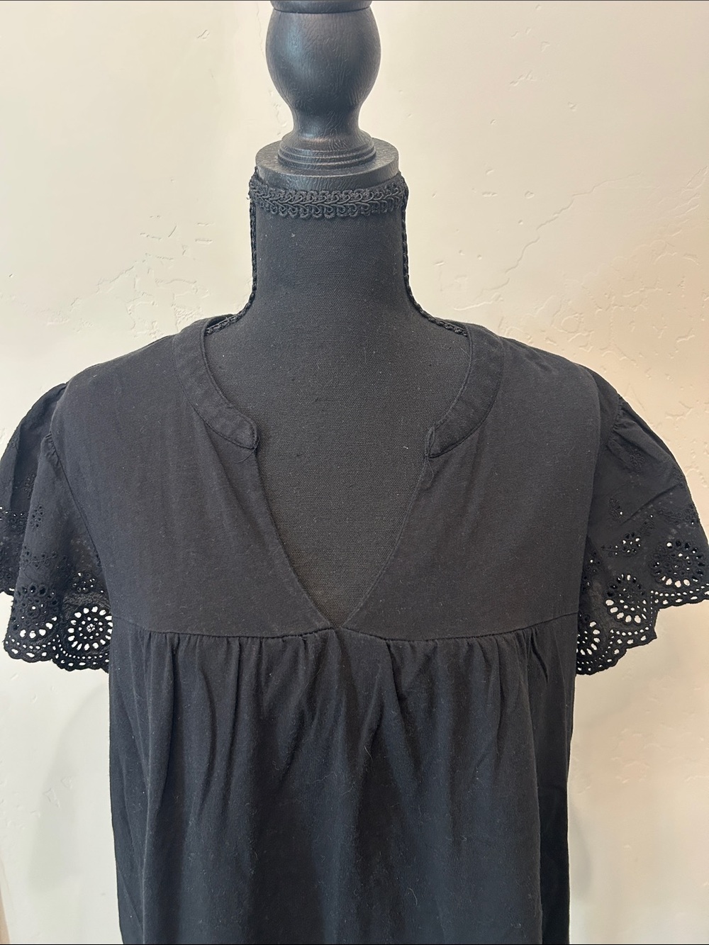 Angels Black Cotton Eyelet Sleeve V-Neck Tunic XL